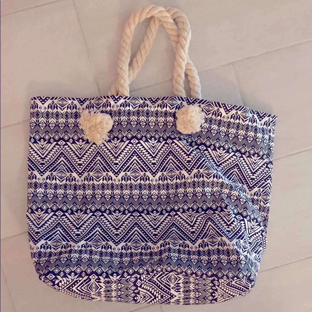 BNWT!✨ Tote bag
